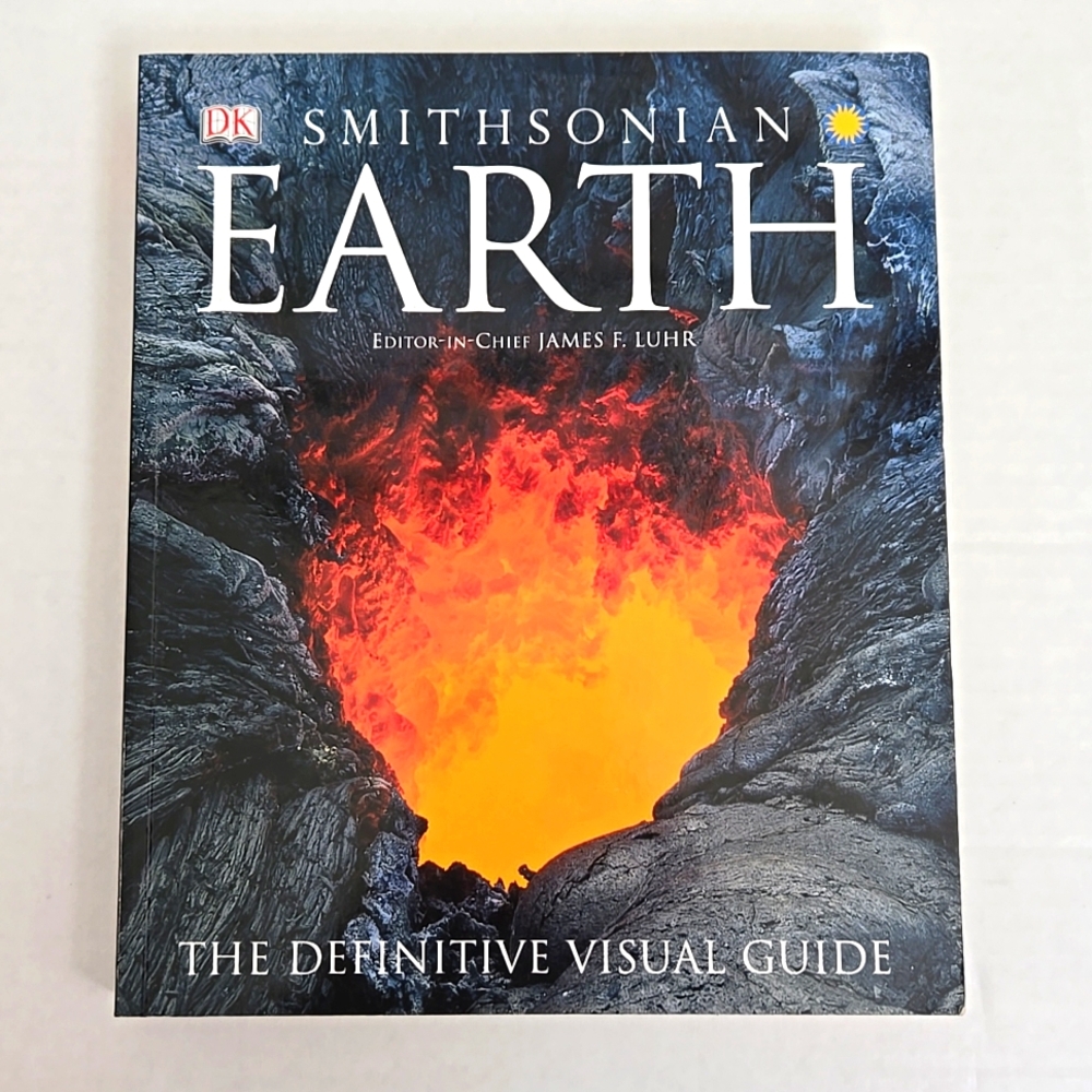 Smithsonian Earth Visual Guide